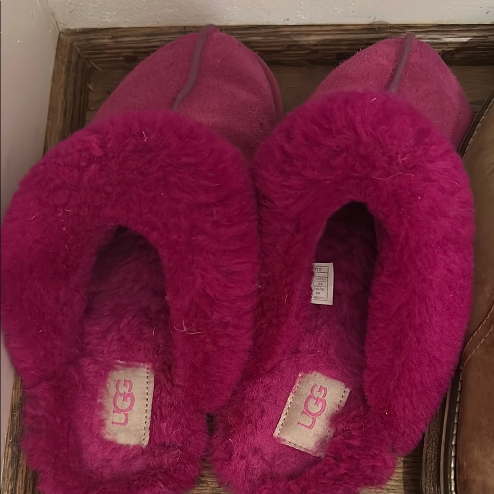UGG Hot Pink Plush Slippers for Cozy Comfort Size 8